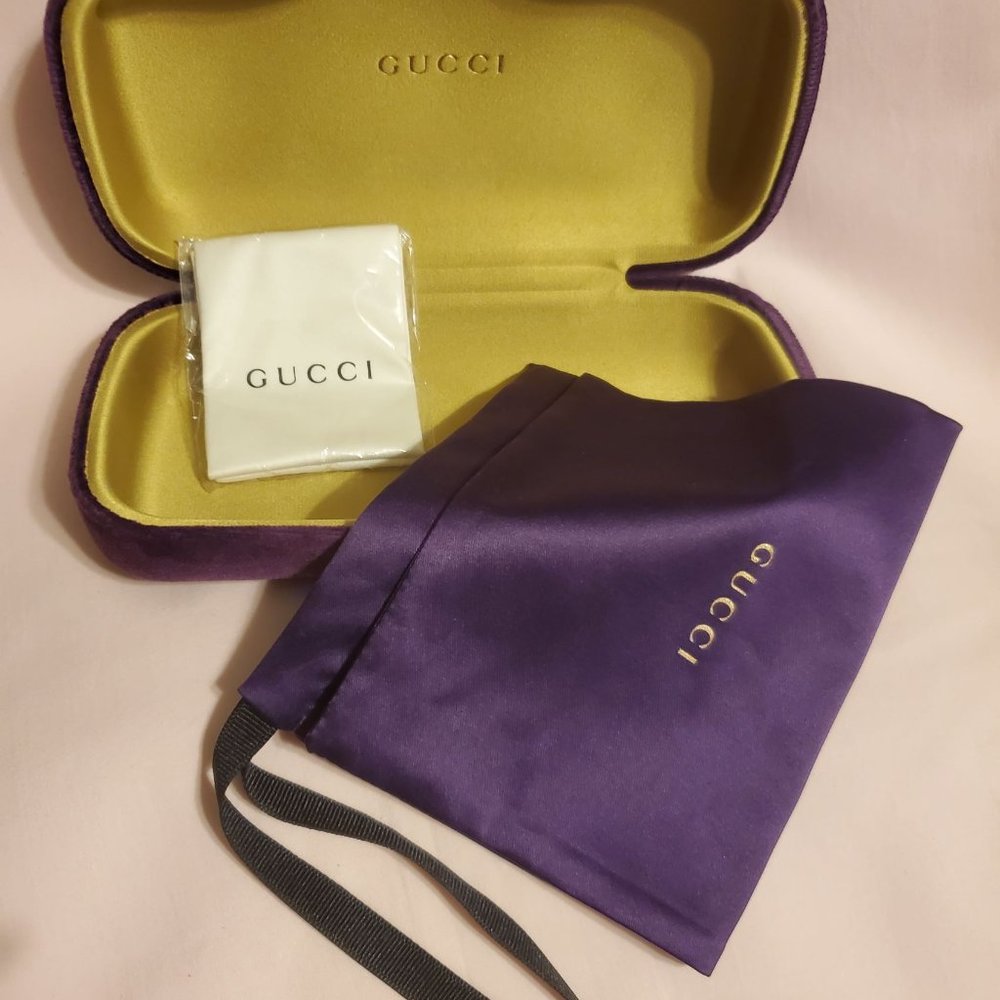 Gucci Carrying Case and acc